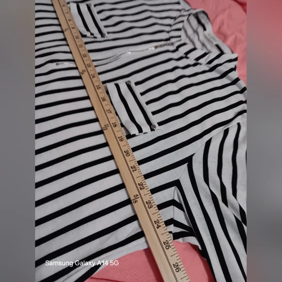 Black/White Striped Blouse, Zip Front Roll Tab Sleeves 3XL - Picture 7 of 13